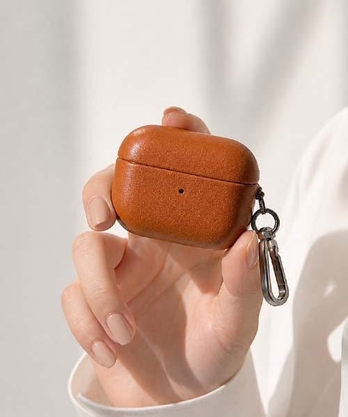 Apple AirPods pro leather case