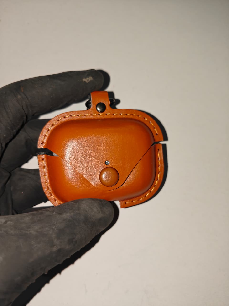 Apple AirPods pro leather case