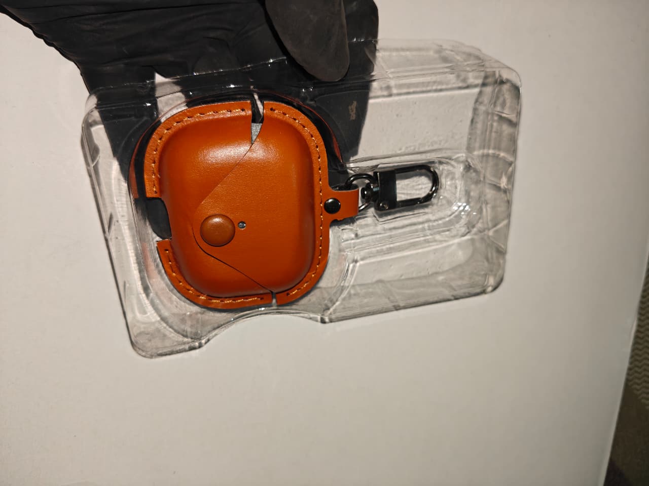 Apple AirPods pro leather case