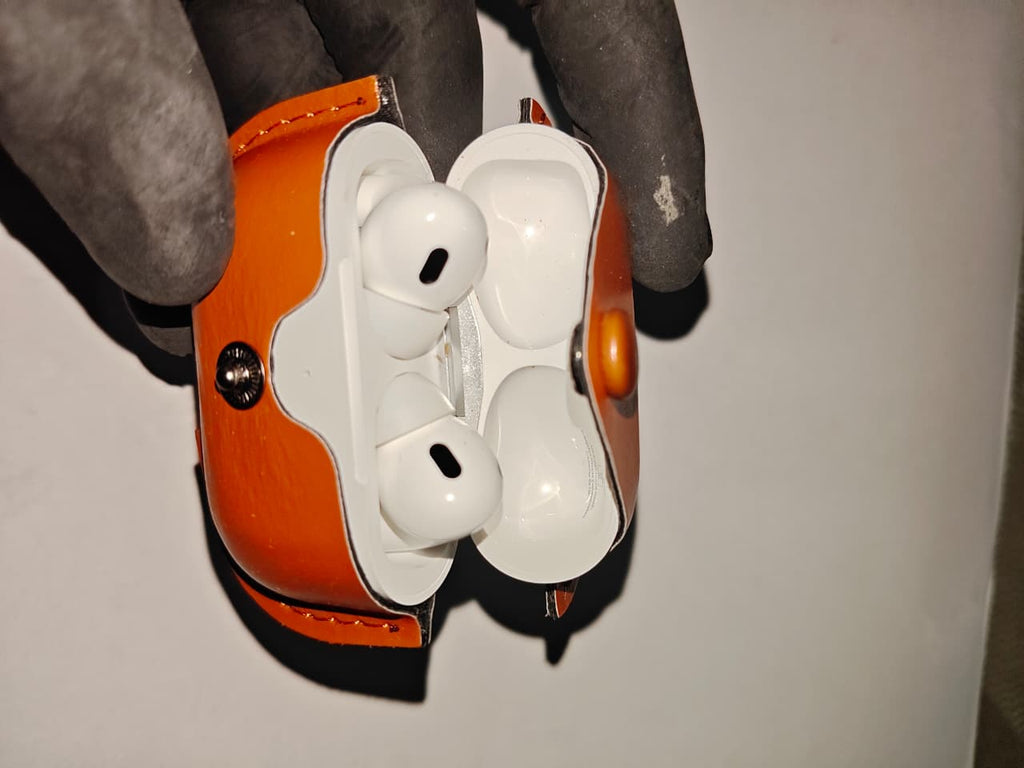 Apple AirPods pro leather case