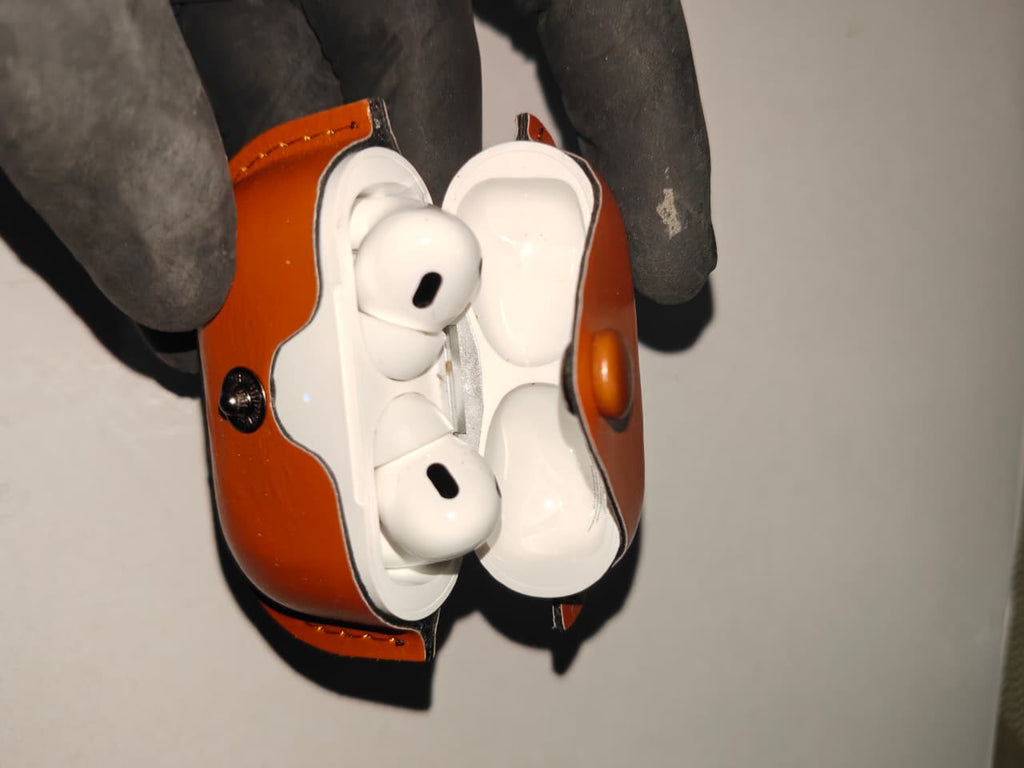 Apple AirPods pro leather case